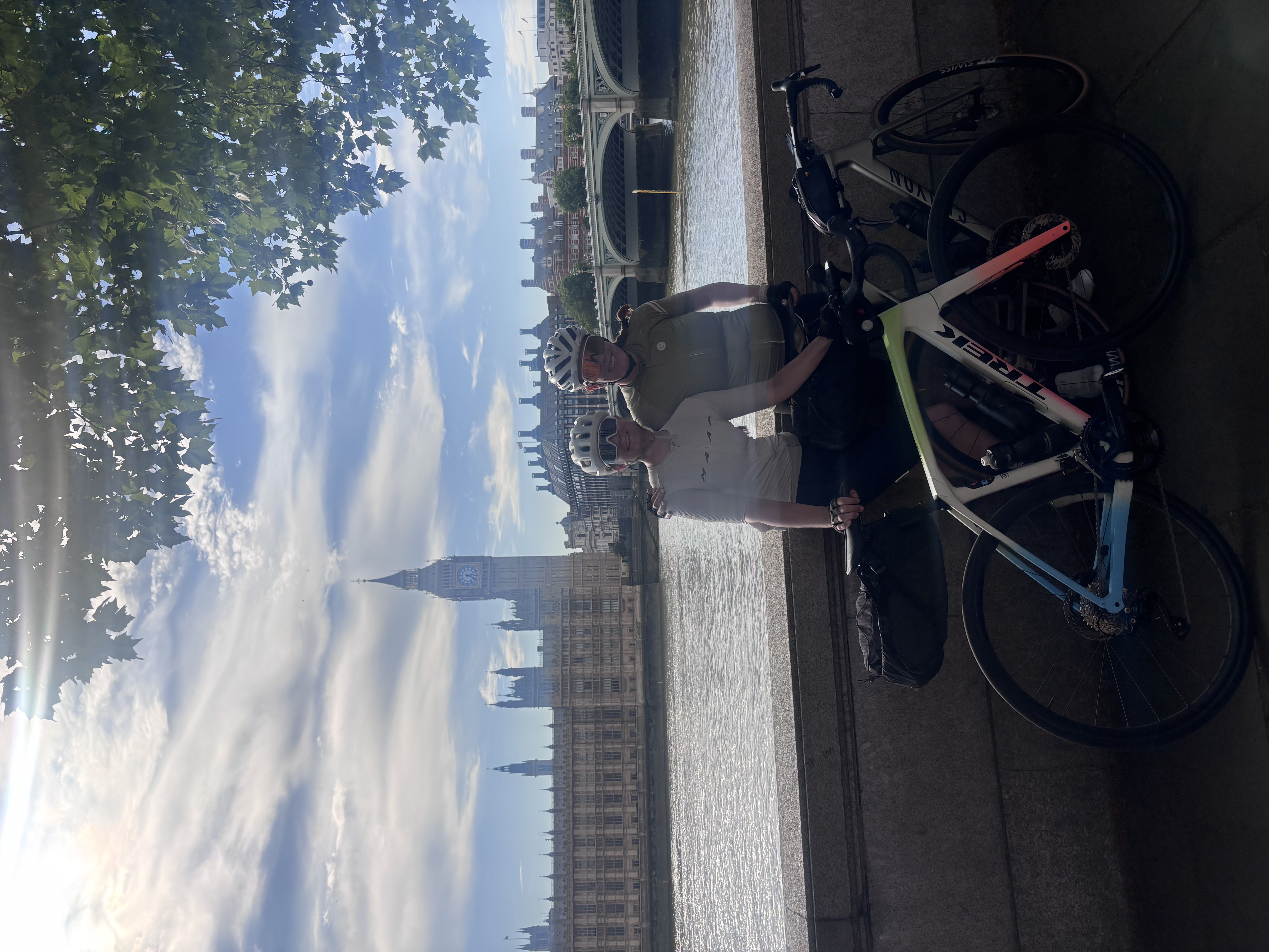 Bij Big Ben in Londen met de fiets
